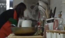 王女士爆料全职妈妈视频,王女士爆料视频引发热议